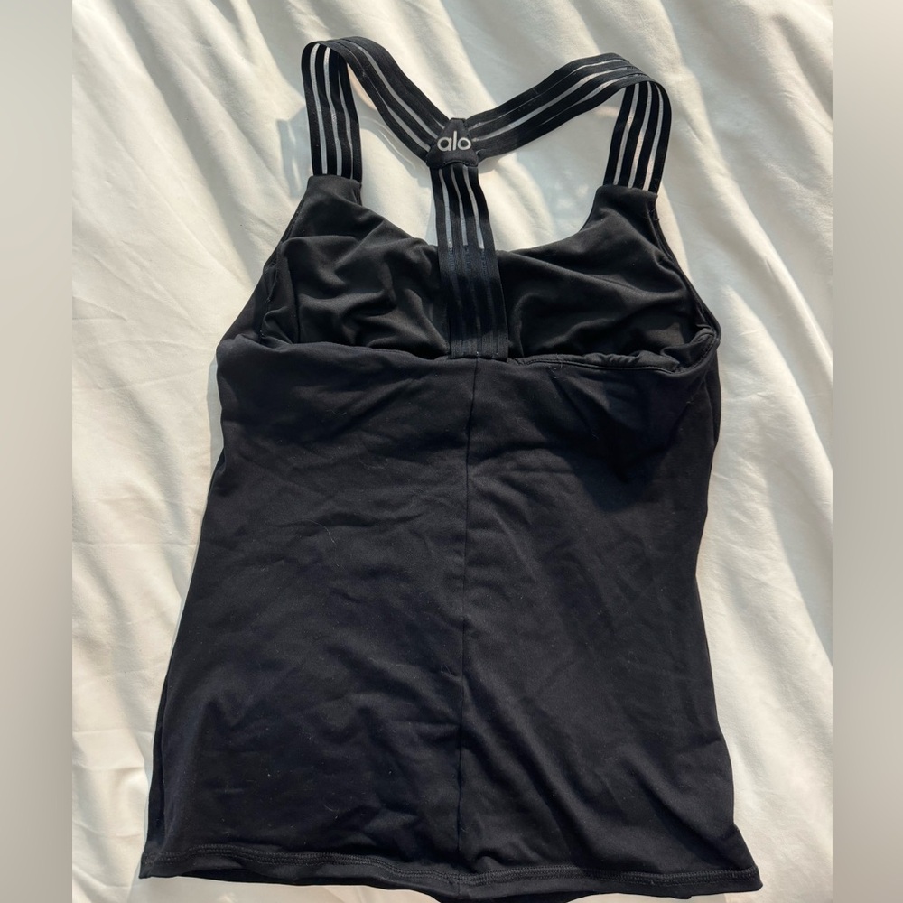 Alo workout top with built-in bra